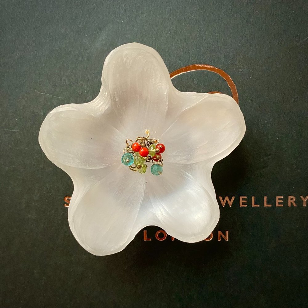 Alexis Bittar vintage sunkissed white  lucite flower pin